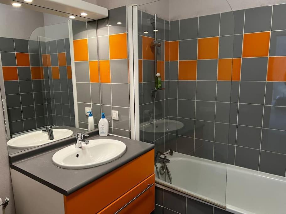 Appartement Le Sacramento à Juvignac Extérieur photo